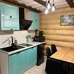 гірські будиночки Feriehus Synevyrsʼka Polyana